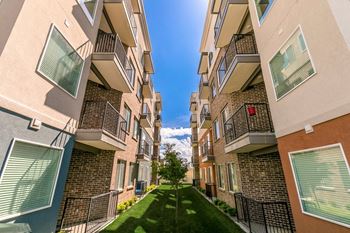 Smoke-free buildings